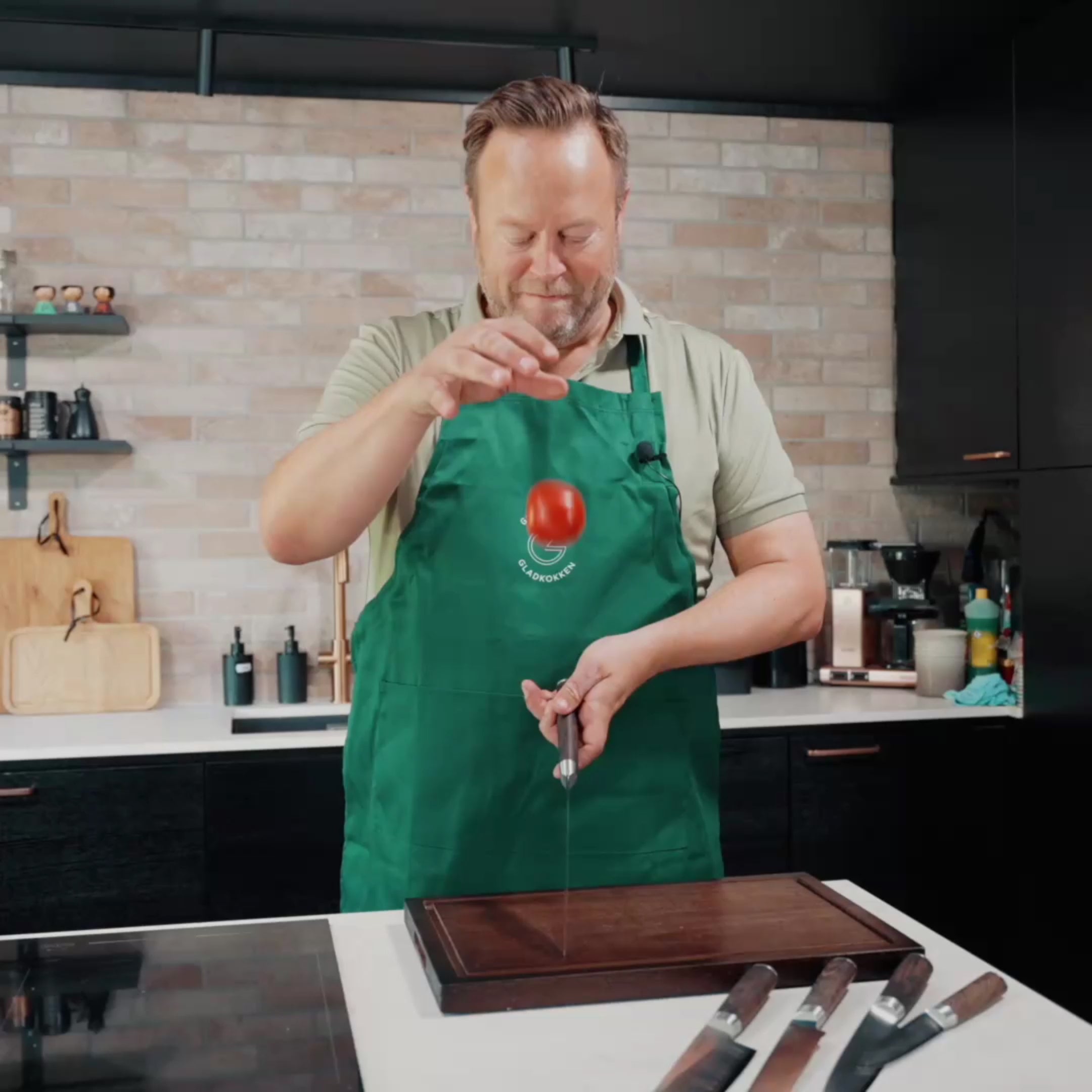 Last inn video: Video som viser produktet i daglig bruk på kjøkkenet