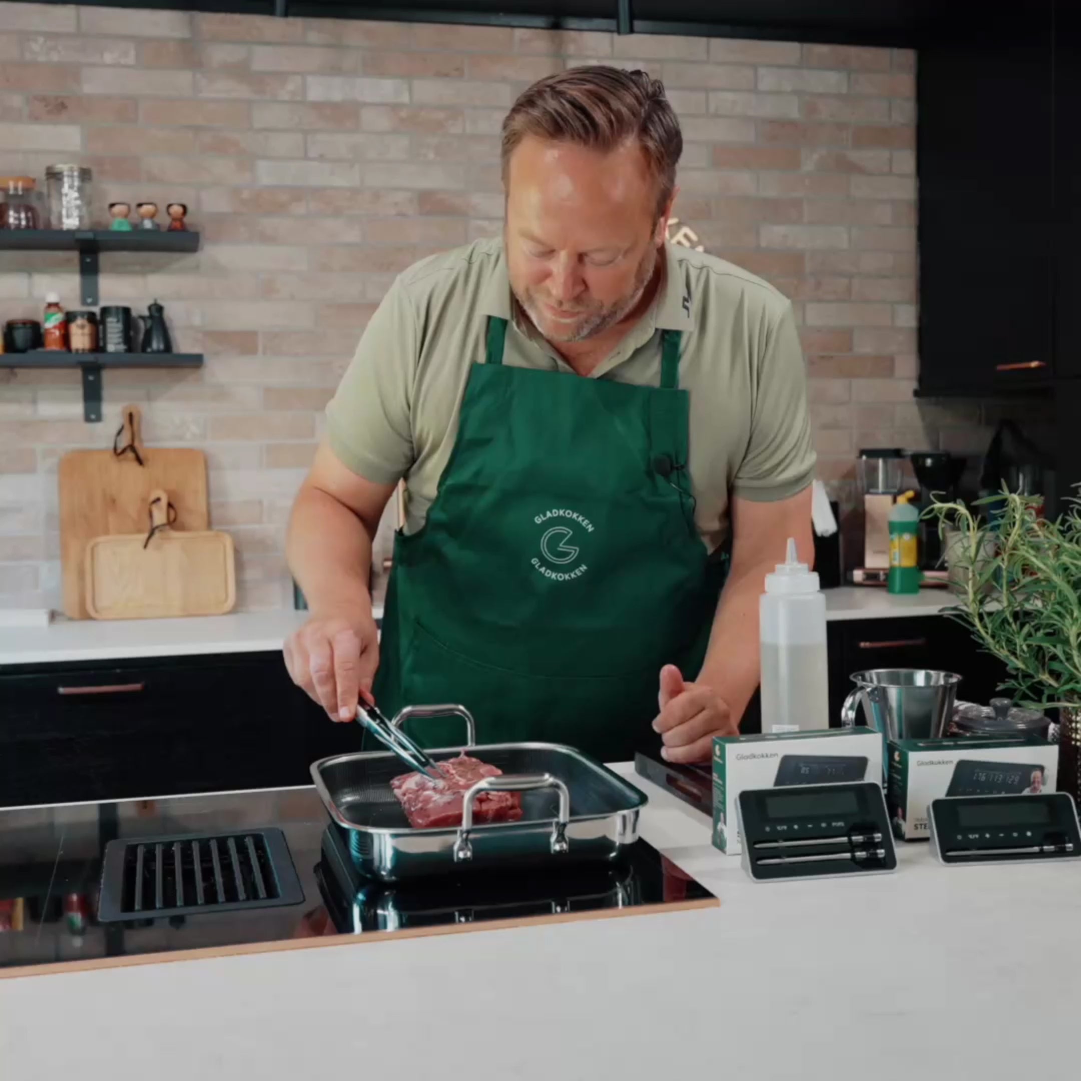 Last inn video: Video som viser produktet i daglig bruk på kjøkkenet