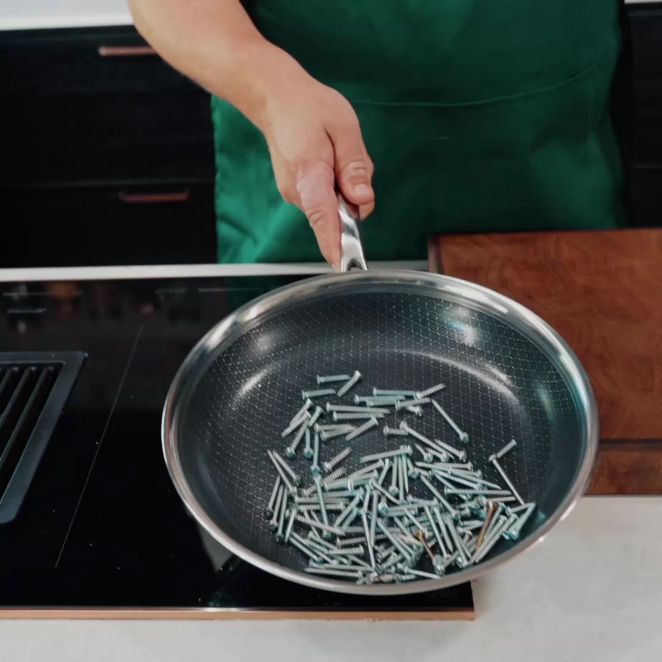 Last inn video: Video som viser produktet i daglig bruk på kjøkkenet