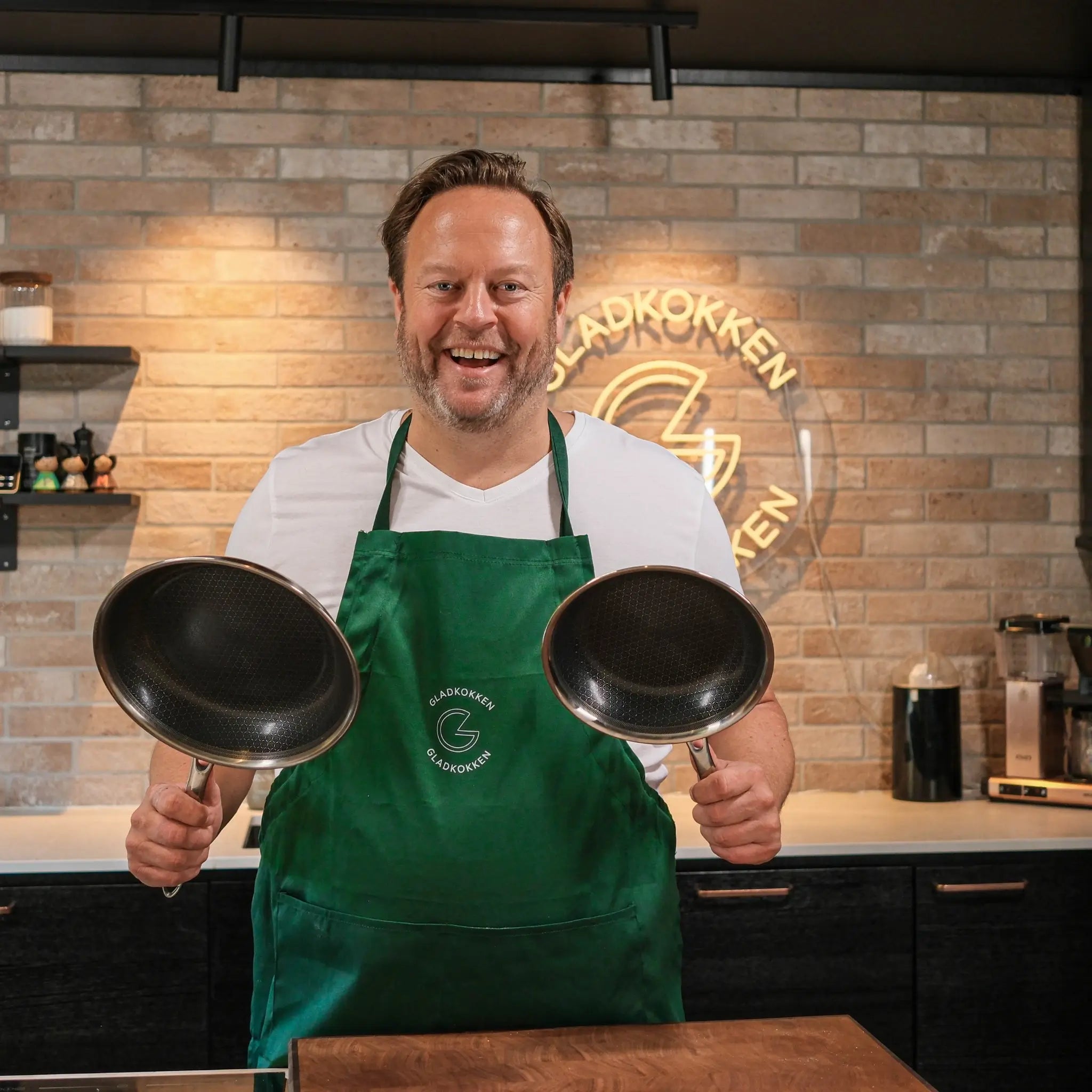 Hybrid Slipp-Lett Stekepanne Ø26 + Gratis Ø20 Panne