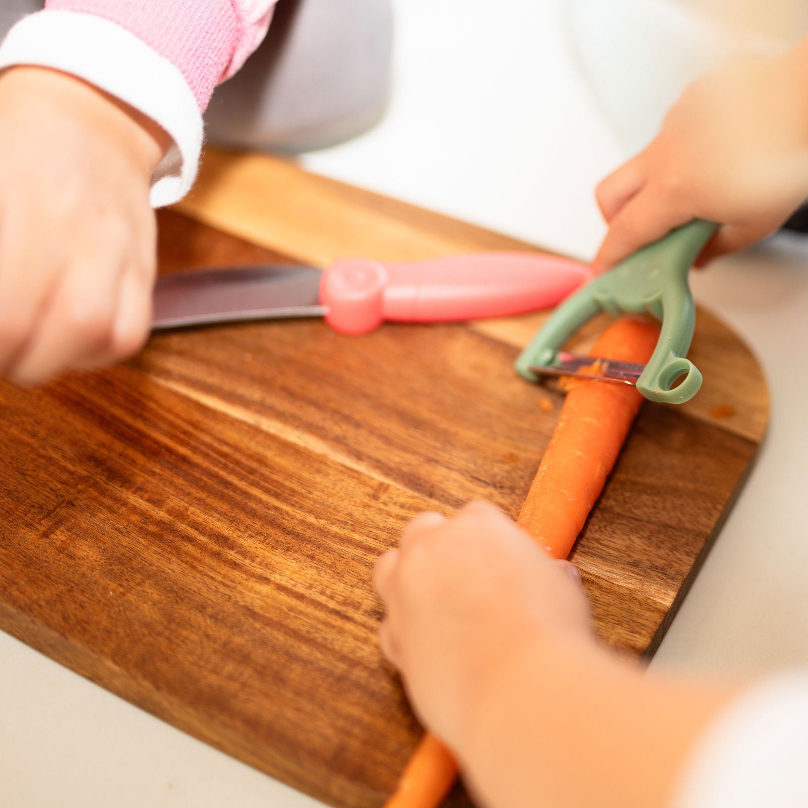 Barneknivsett Med Skreller