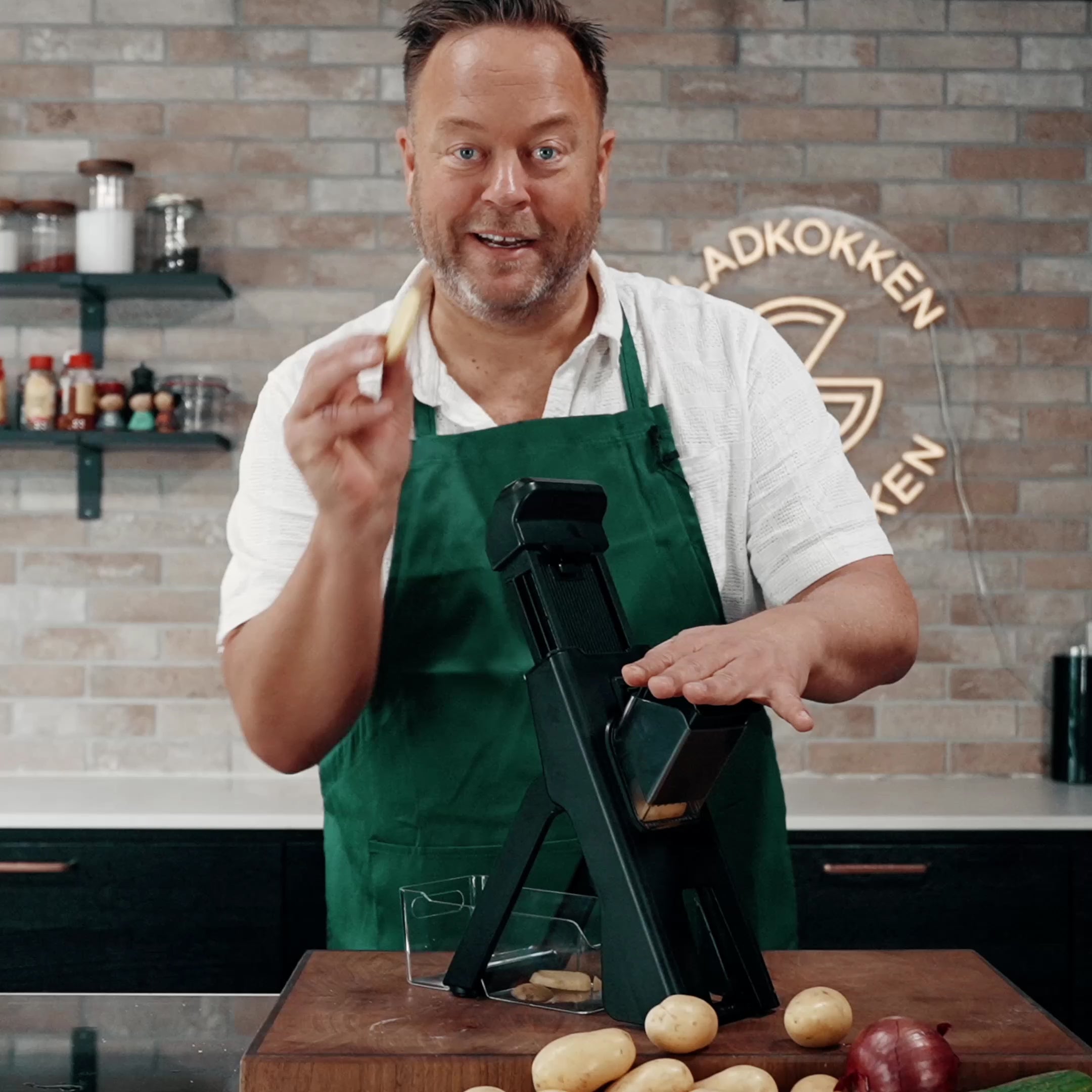 Last inn video: Premium Mandolinjern